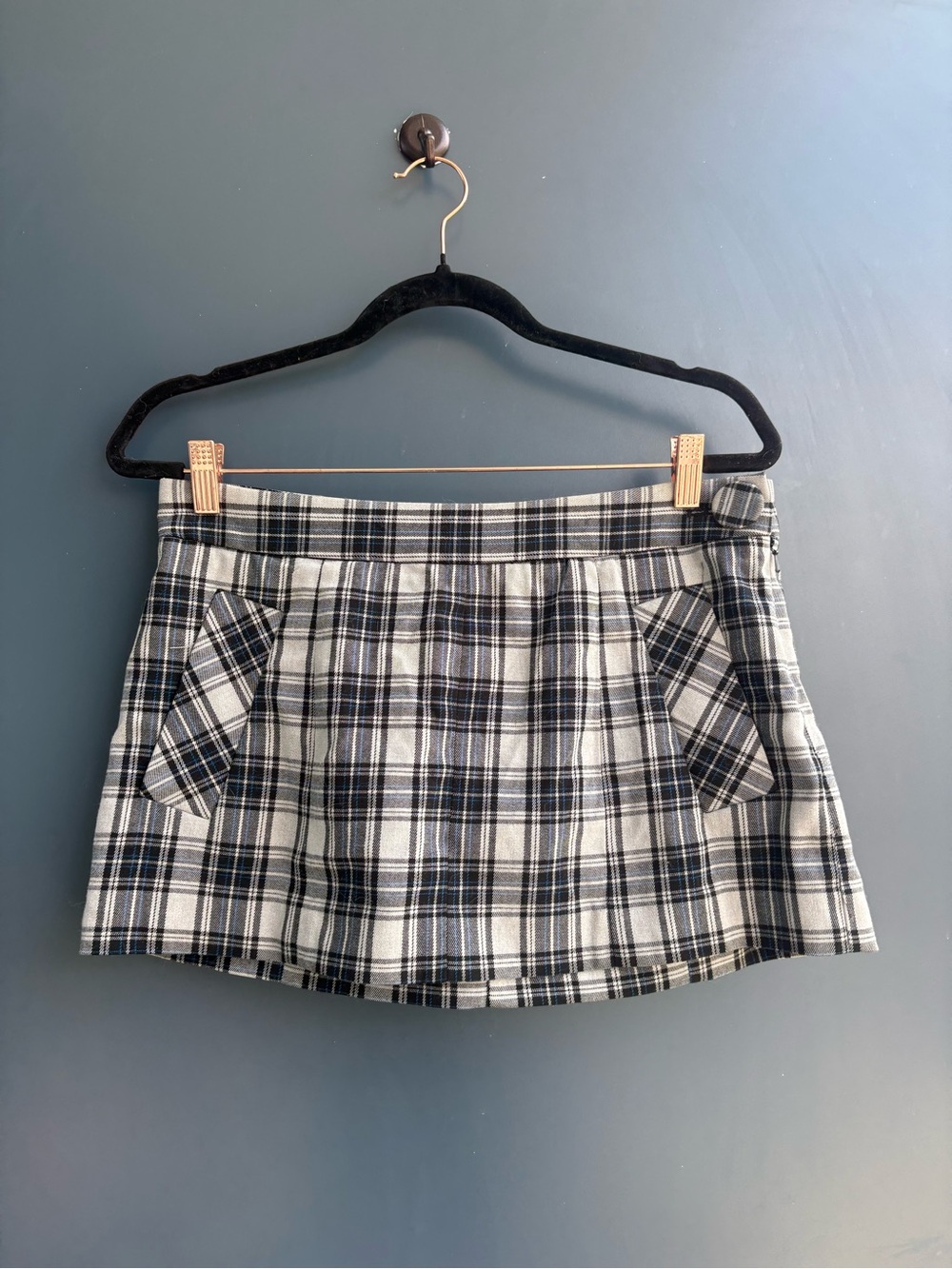 Vintage Guess Plaid Mini Skirt in Black Beige & Blue